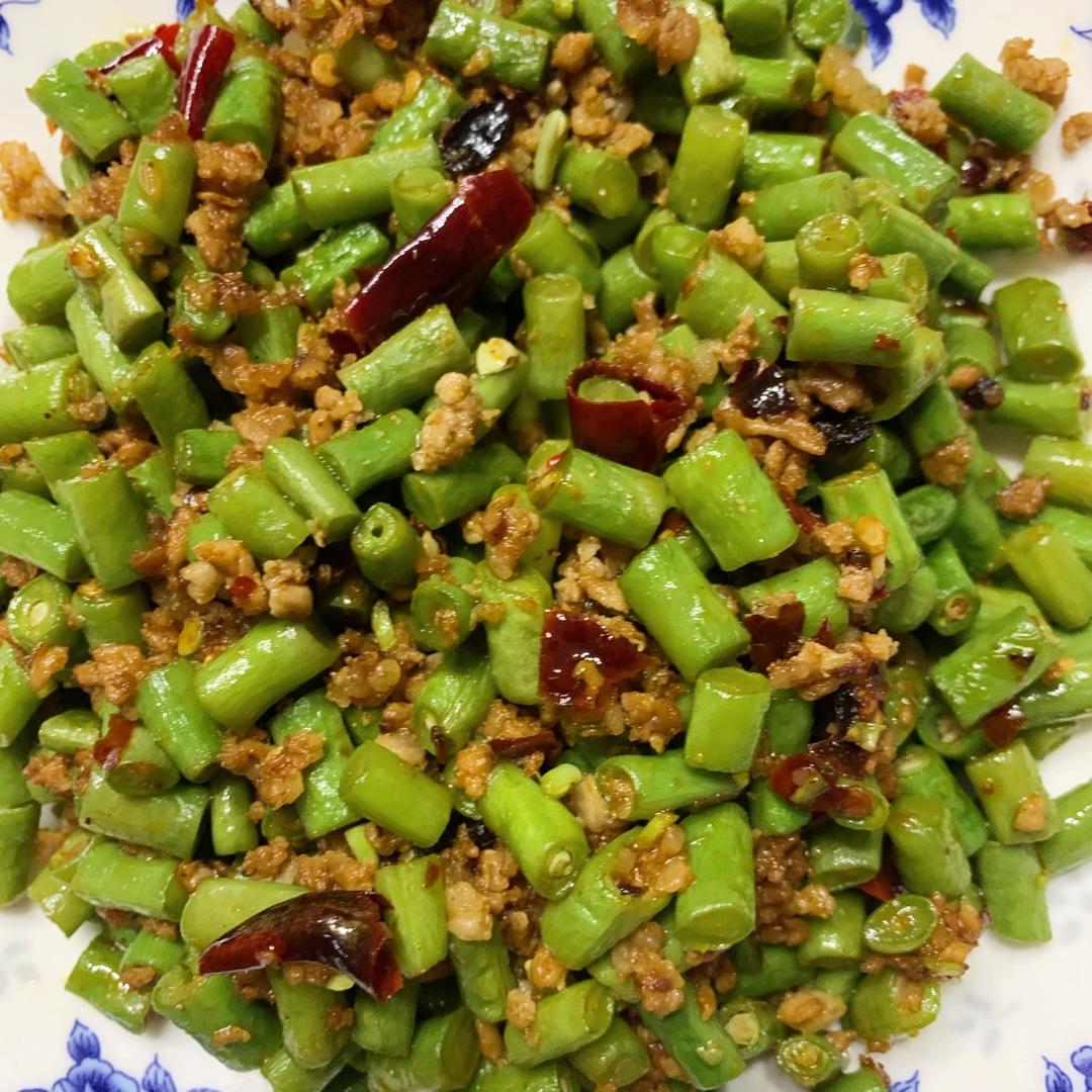 肉沫豆角下饭菜