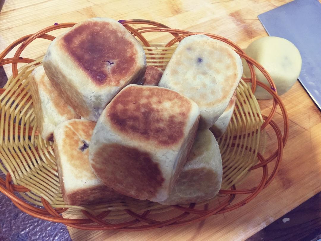 【爆浆紫薯仙豆糕】