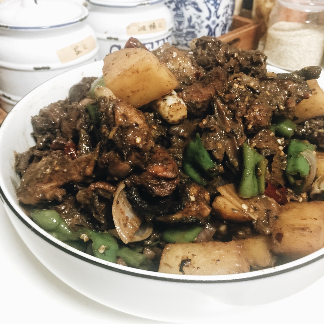 新疆沙湾大盘鸡