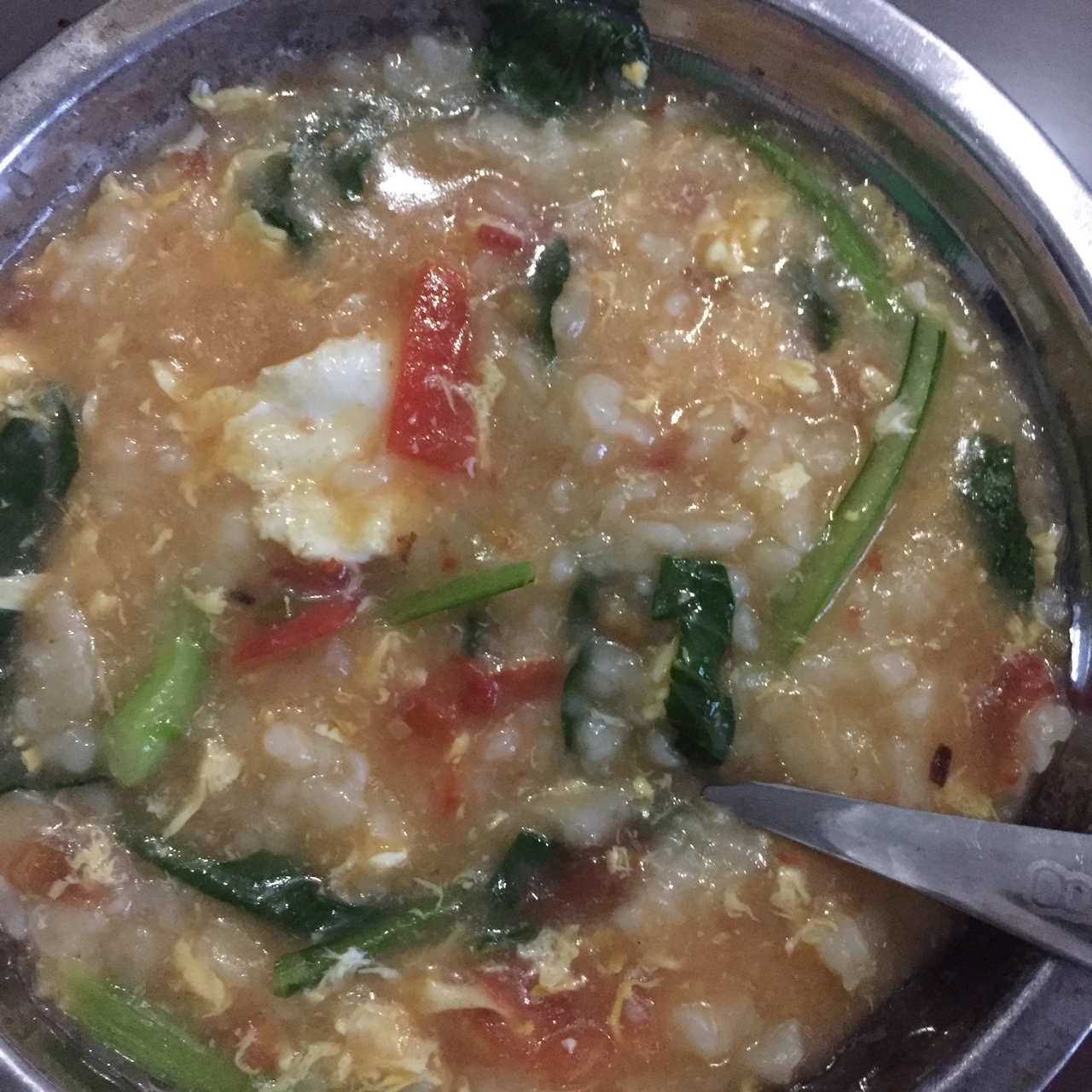 西红柿鸡蛋疙瘩汤