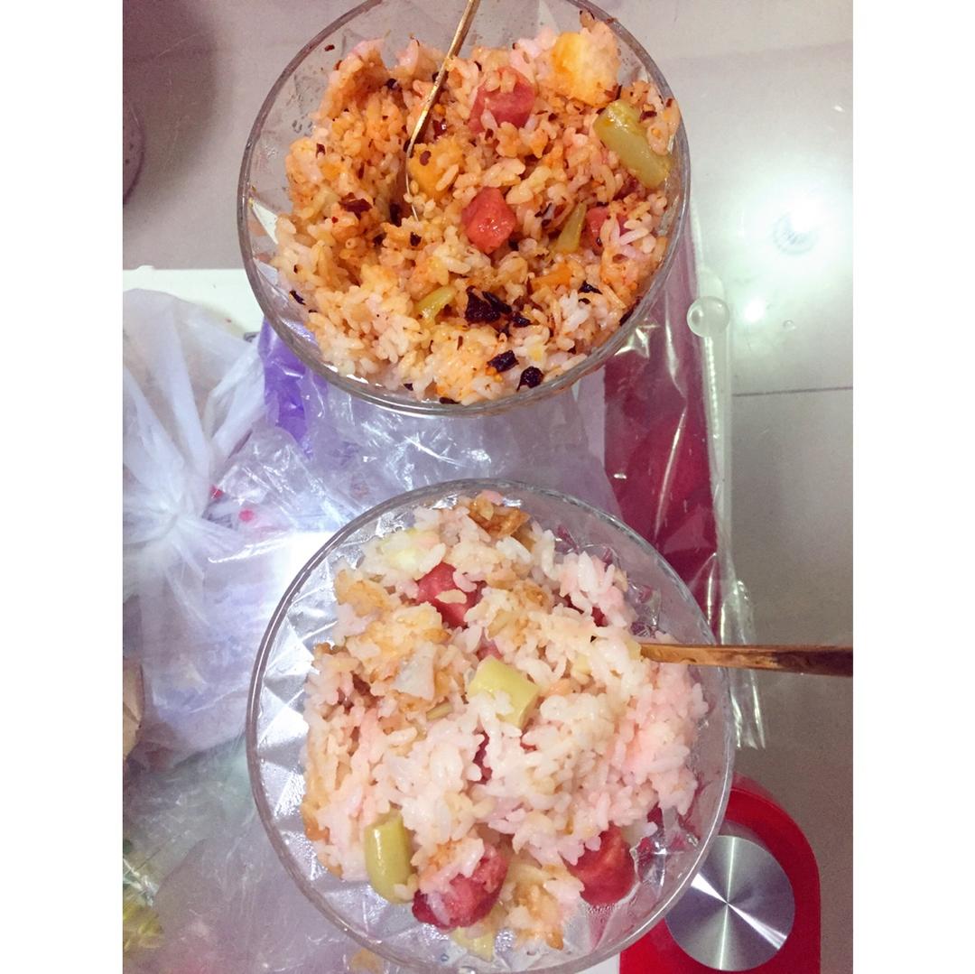 韩式香肠土豆焖饭