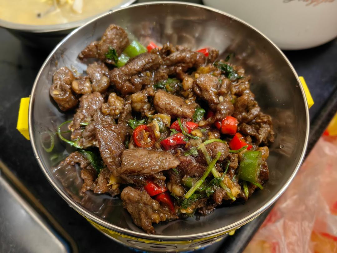 小炒黄牛肉