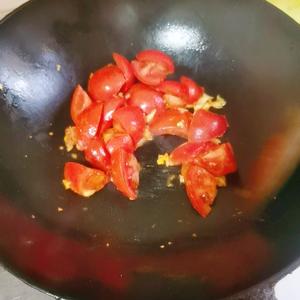 5分钟快手下饭菜#番茄炒茄子🍅番茄家族的做法 步骤5
