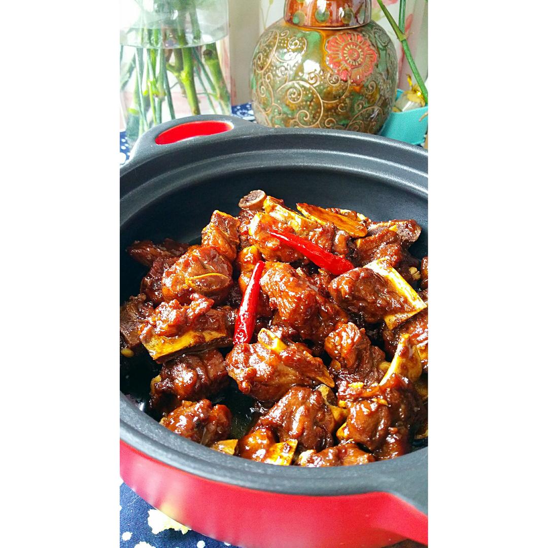 满满的兜兜做的啤酒烧排骨(好吃到吼吼～)