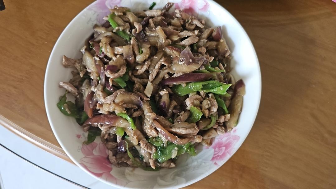 茄子青椒肉丝