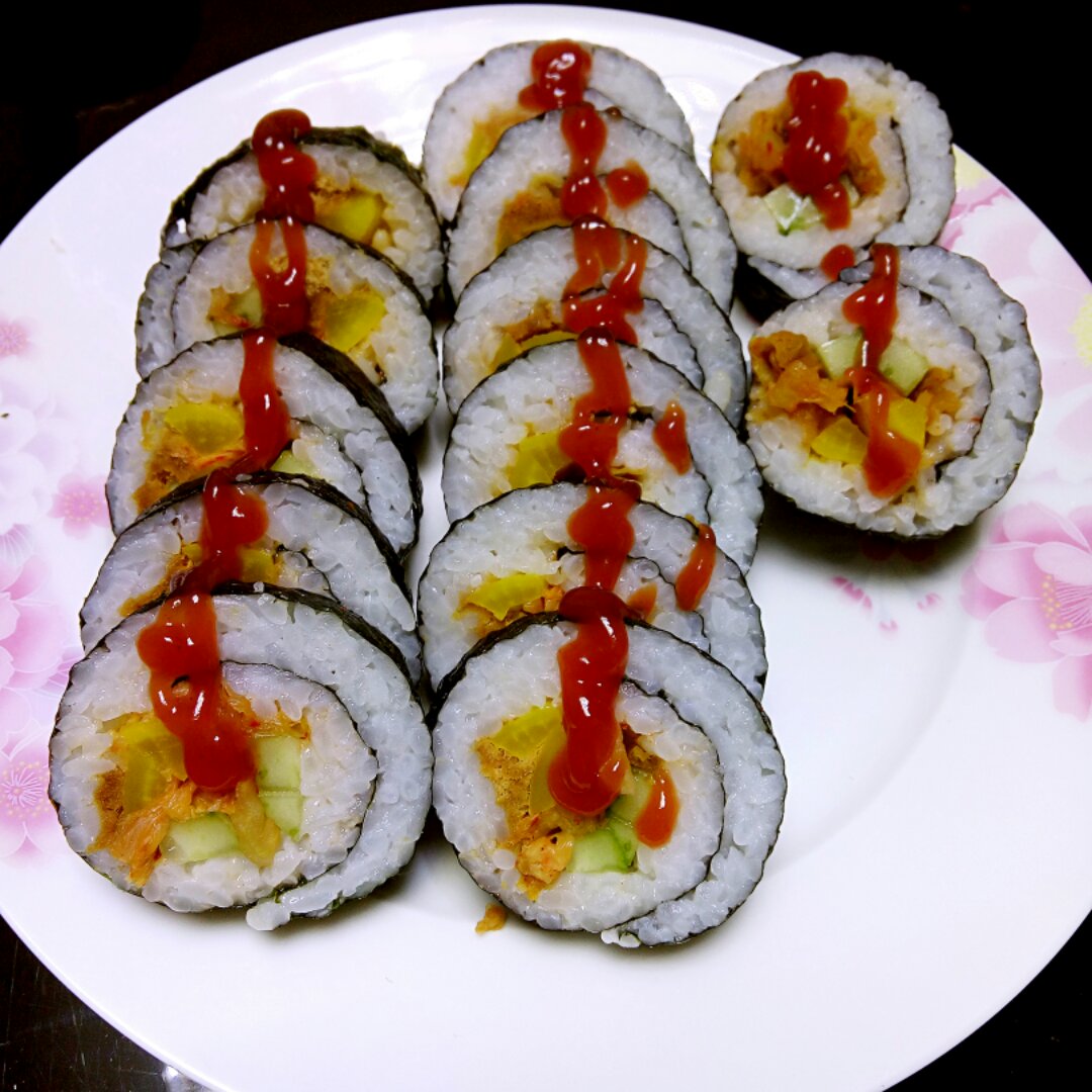 睡醒了就吃饱做的紫菜卷寿司