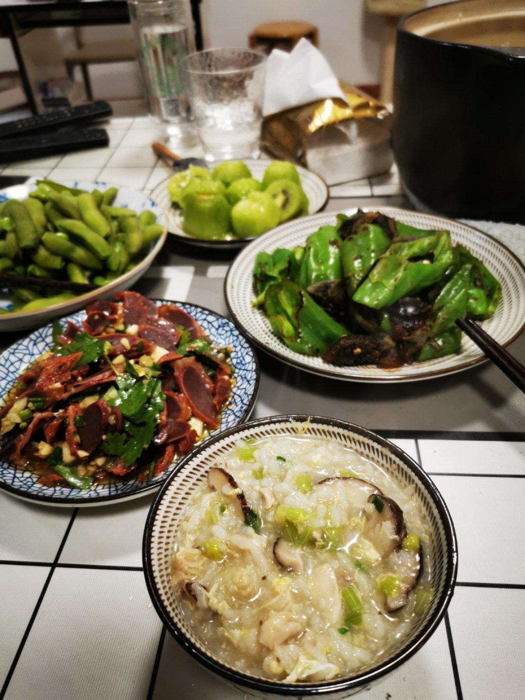香菇鸡丝粥