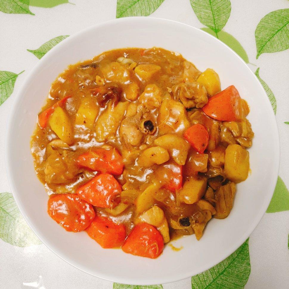 咖喱鸡块饭