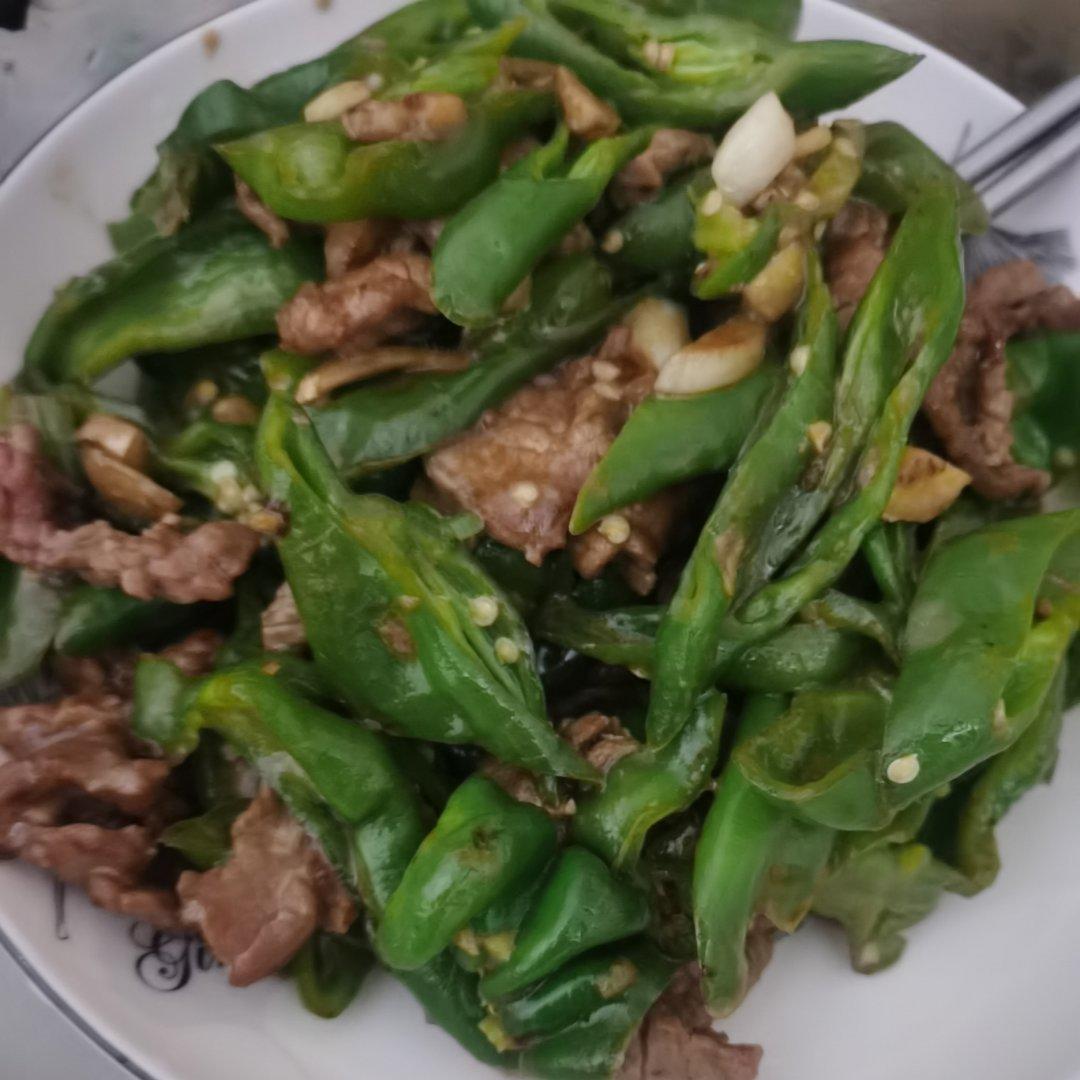 小炒黄牛肉