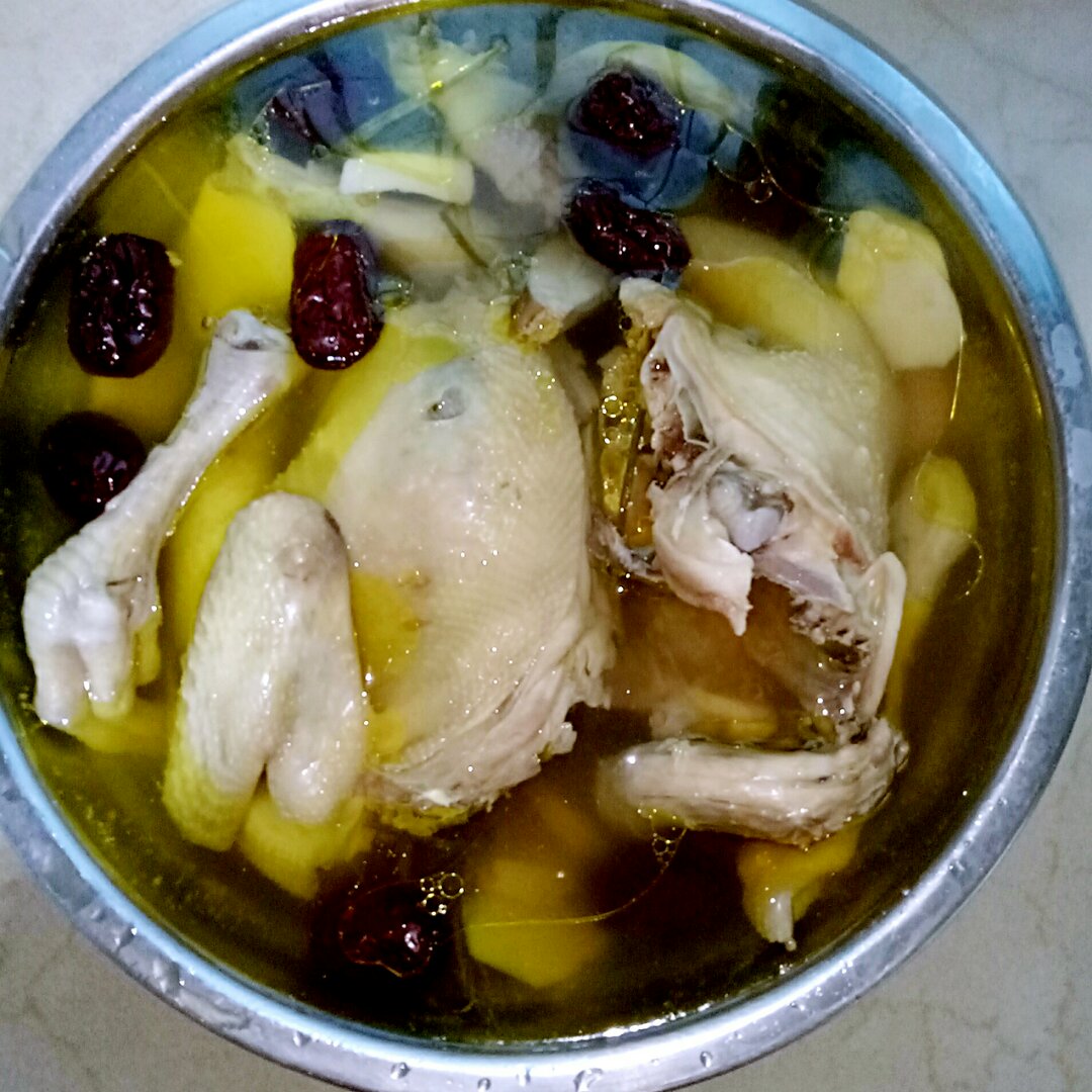 壹笑而过lmm做的清炖童子鸡