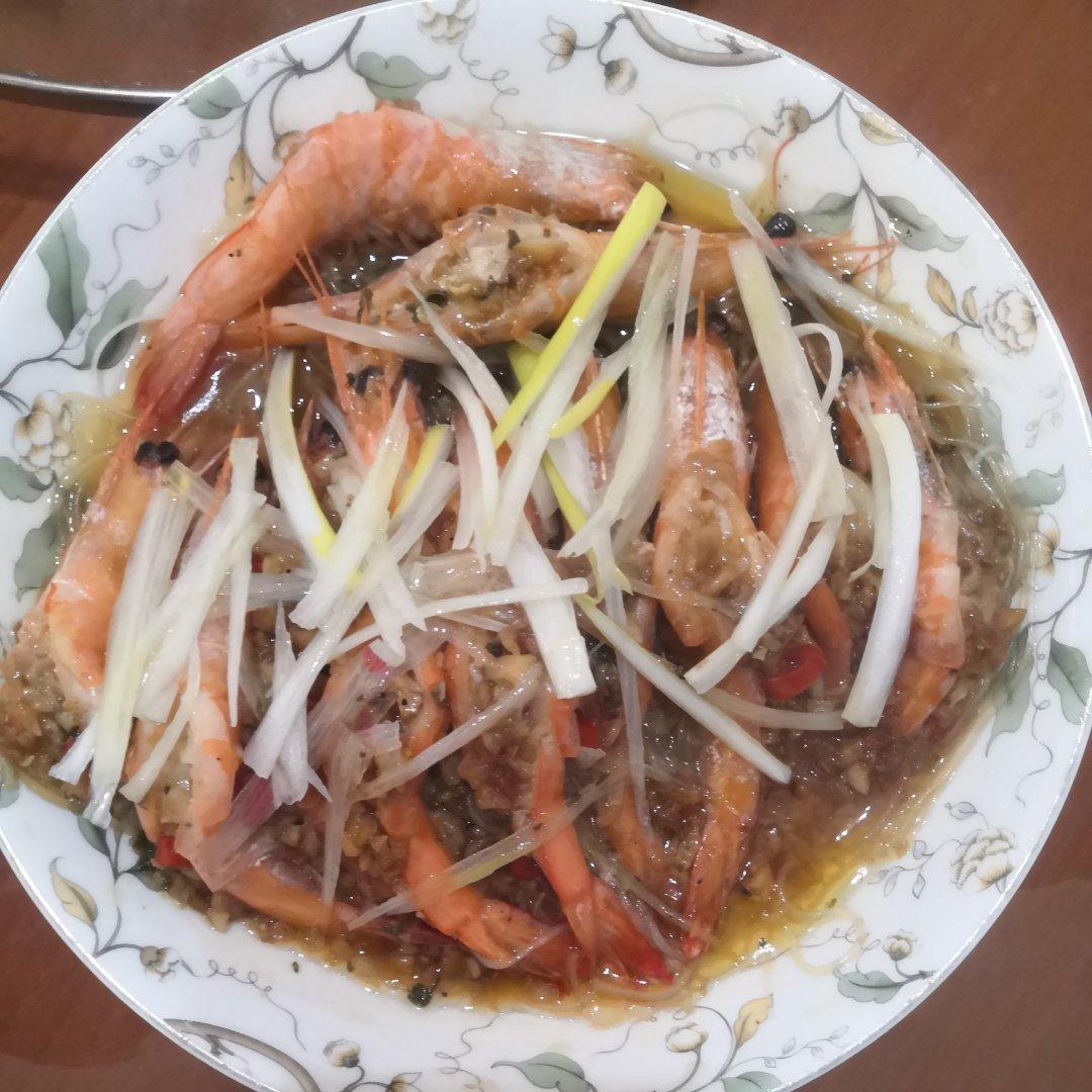 0失败的蒜茸酱粉丝蒸虾🦐🦐🦐（蒜茸酱衍生菜谱）