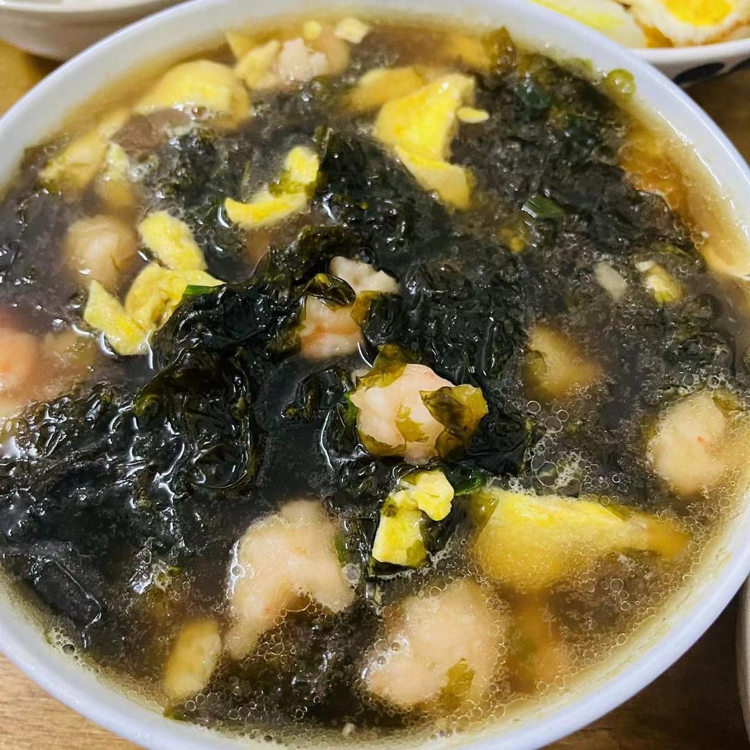低卡鲜美的紫菜虾滑汤！好喝不胖减脂餐
