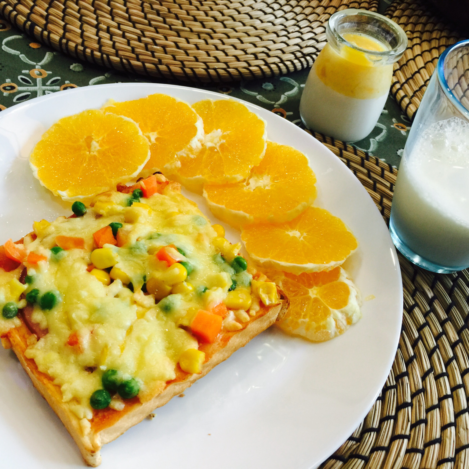 吐司太阳蛋披萨