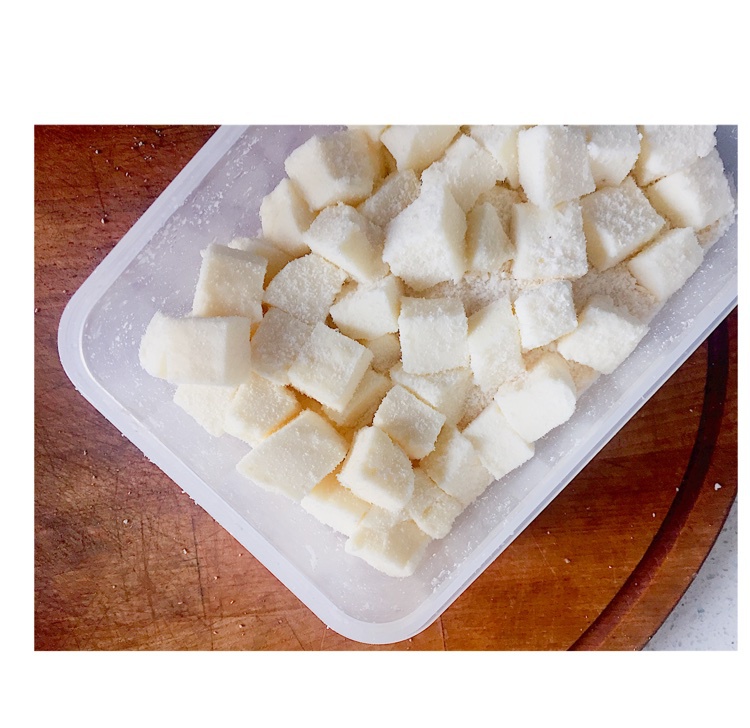 椰丝牛奶小方糕