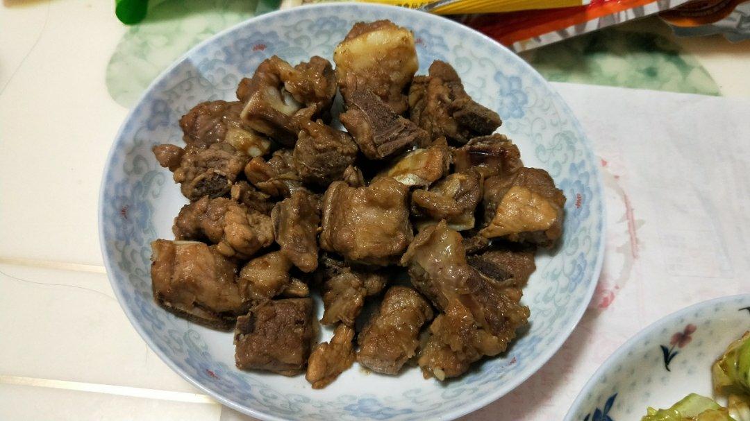 红烧排骨