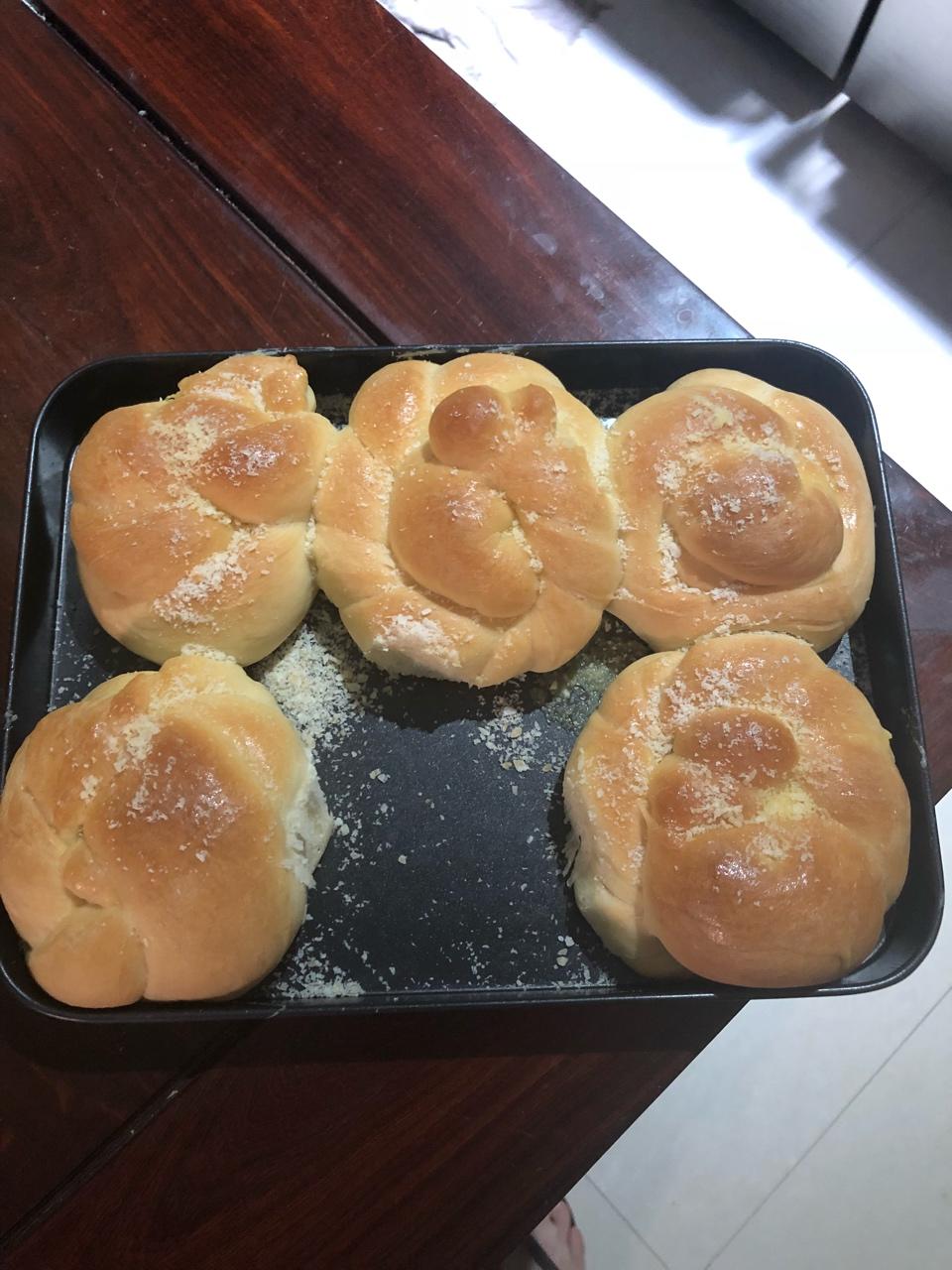 淡奶油老式面包