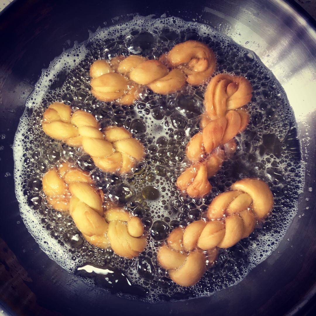 超级松软的奶香麻花