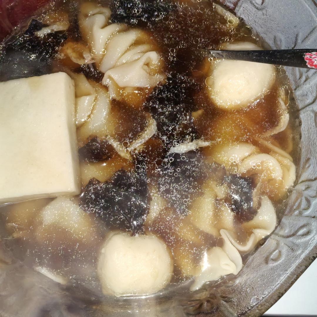 鲜肉馄饨 馄饨皮 馄饨汤底（附6种包法）