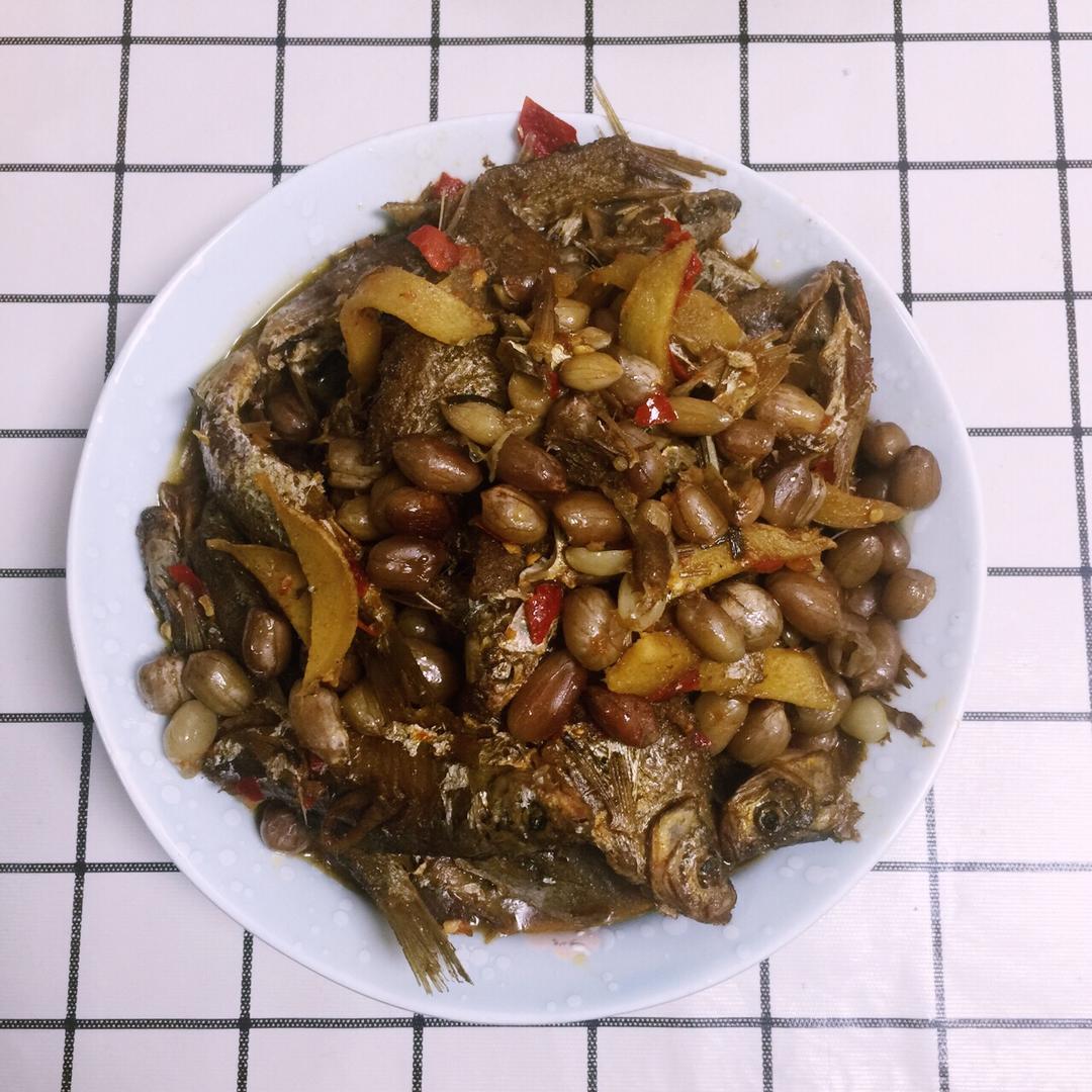 我们都是小能手做的花生小鱼