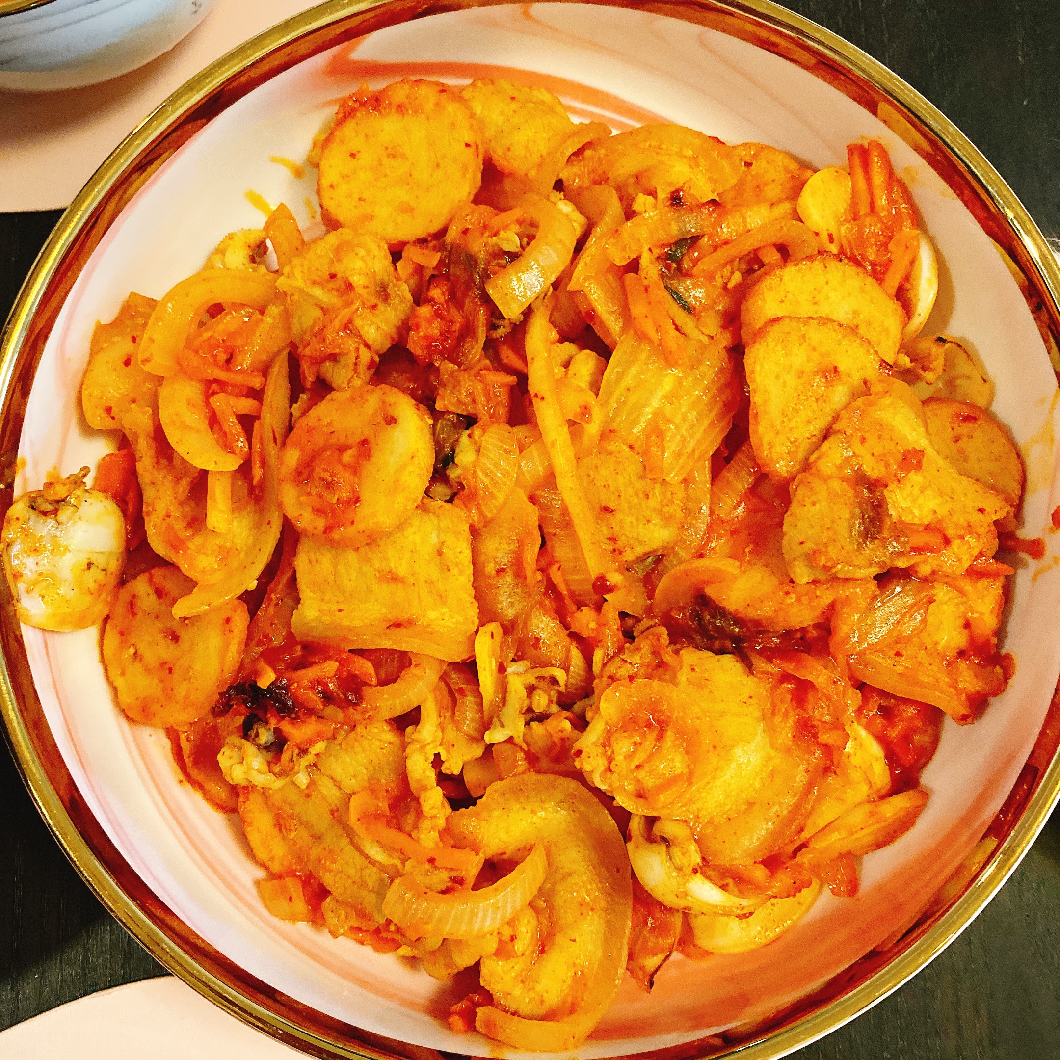 韩式泡菜鱿鱼五花肉的做法