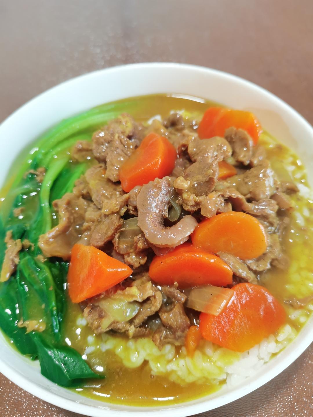 咖喱牛肉饭