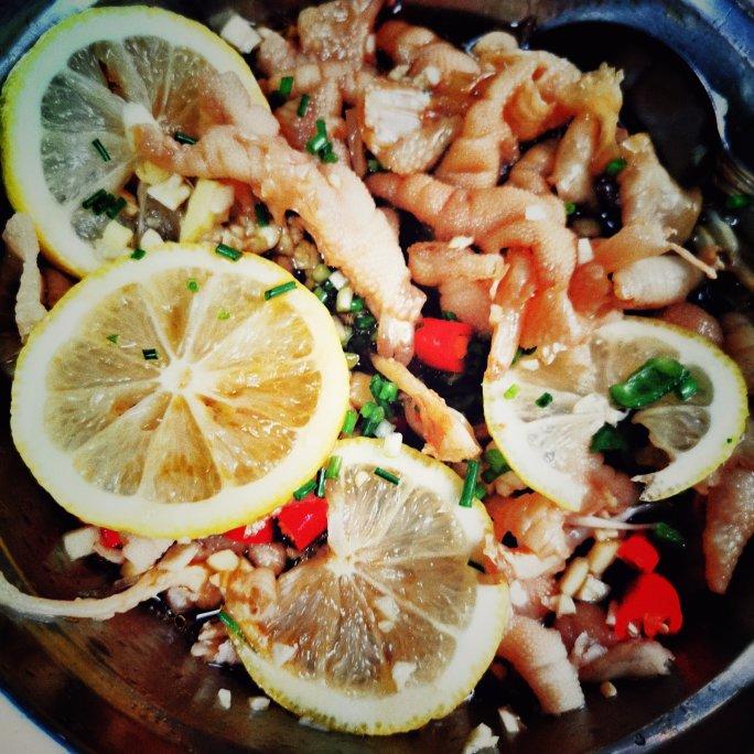 【柠檬酸辣鸡爪】自制超级无敌美味的网红鸡爪