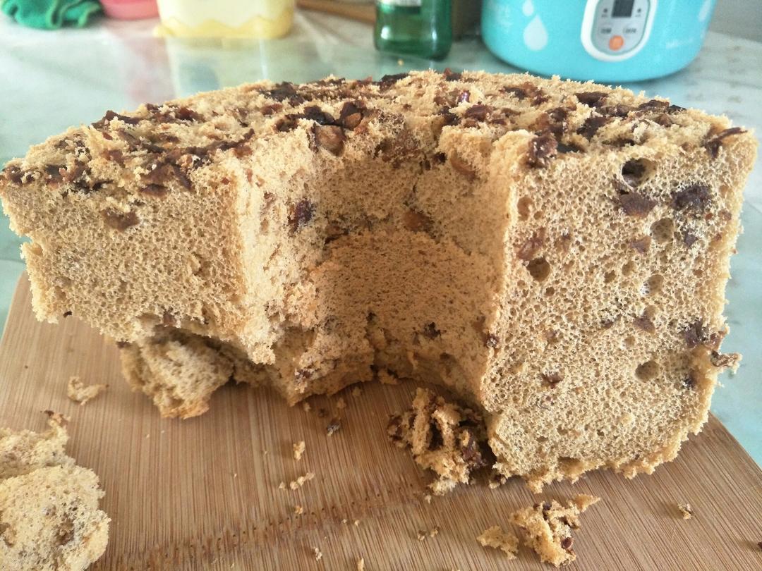 红糖红枣戚风蛋糕（17cm烟囱模）