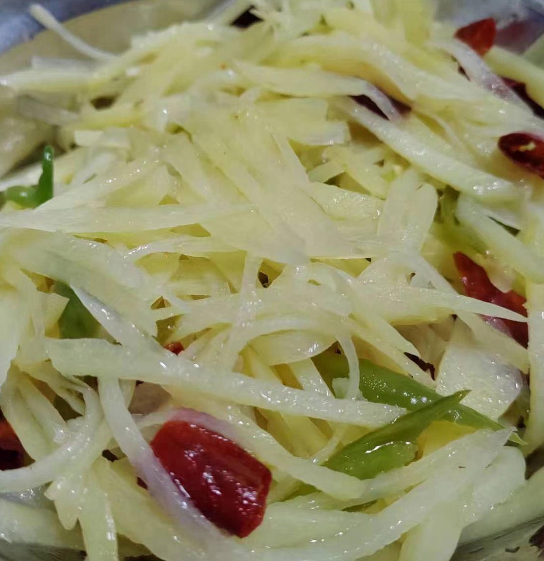 酸辣土豆丝的家常做法 超级下饭