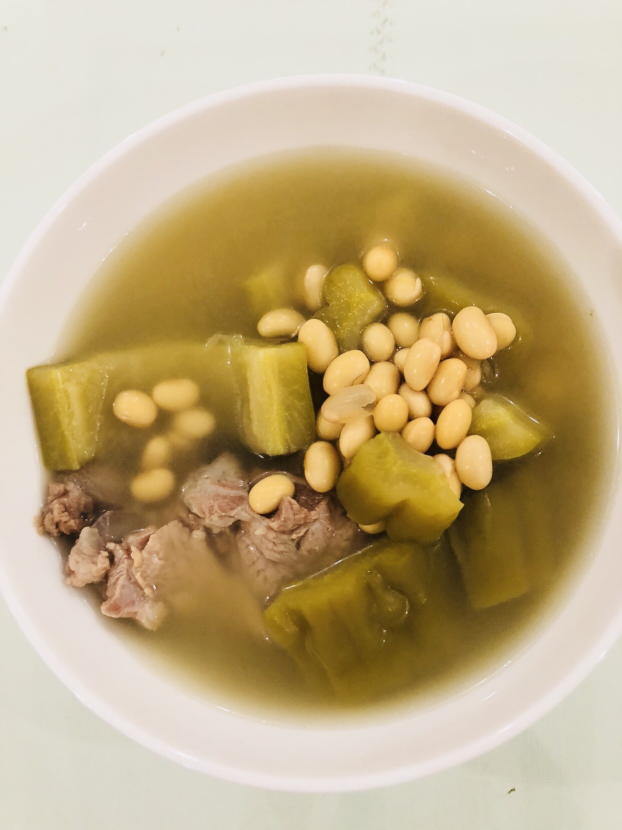 粤式·苦瓜黄豆猪骨汤的做法 步骤4