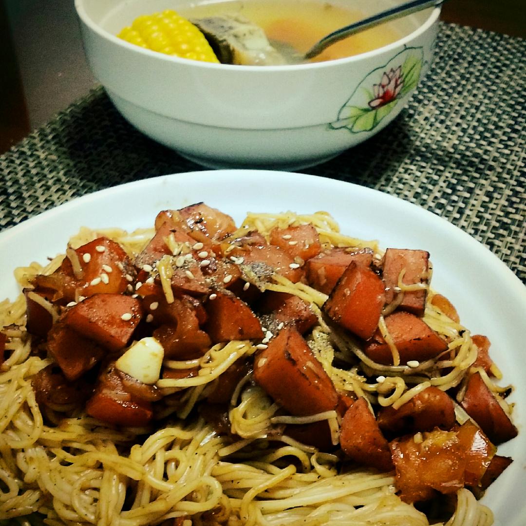 番茄肉酱意面