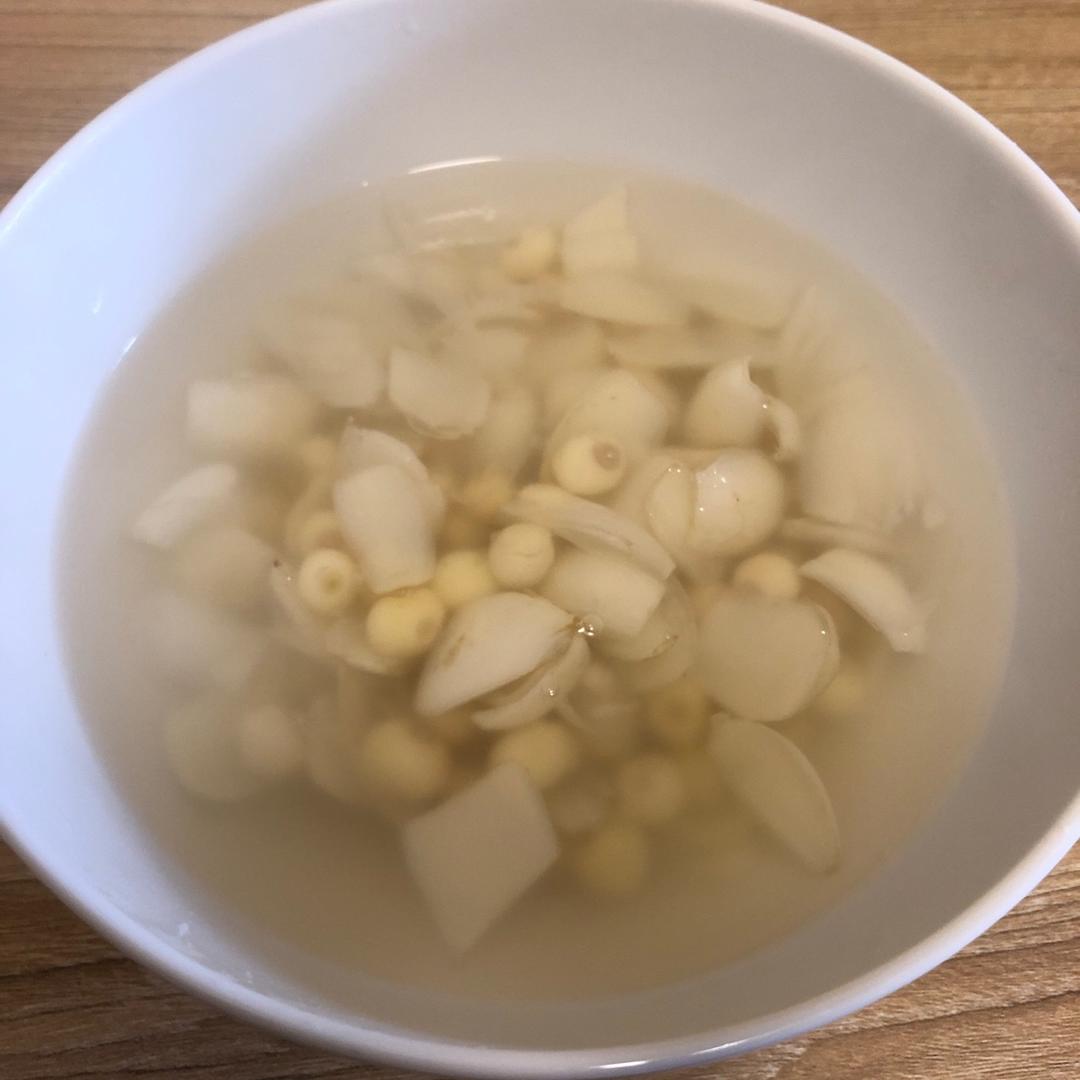 快手早餐之百合鸡头米羹