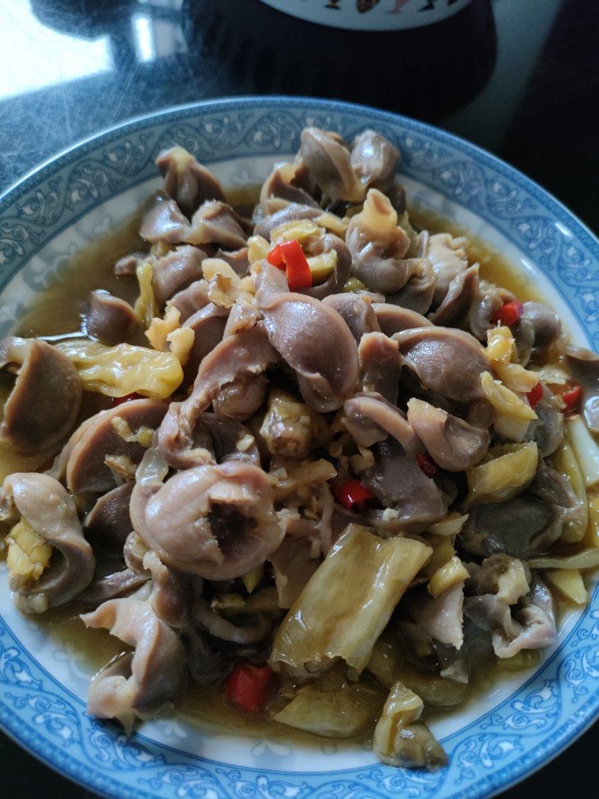 泡椒炒鸡杂