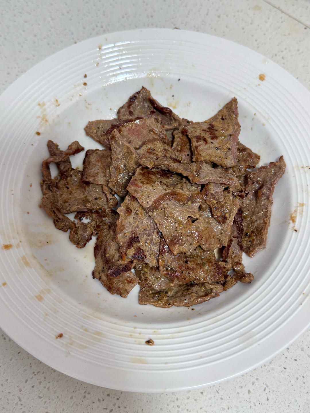 腌制黑胡椒口味牛肉