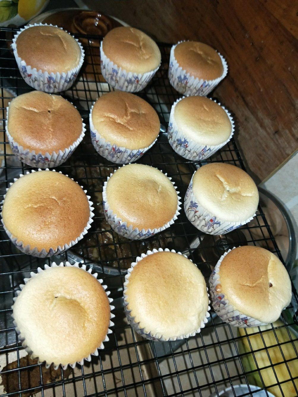 酸奶纸杯戚风蛋糕