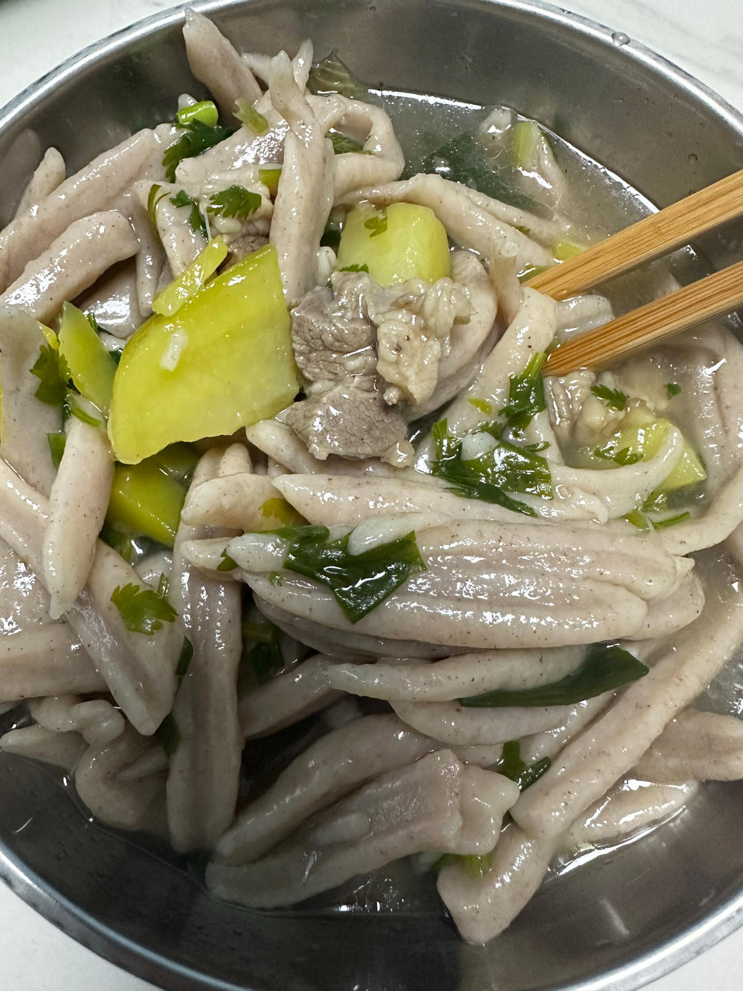 冬日暖暖的快手羊汤面