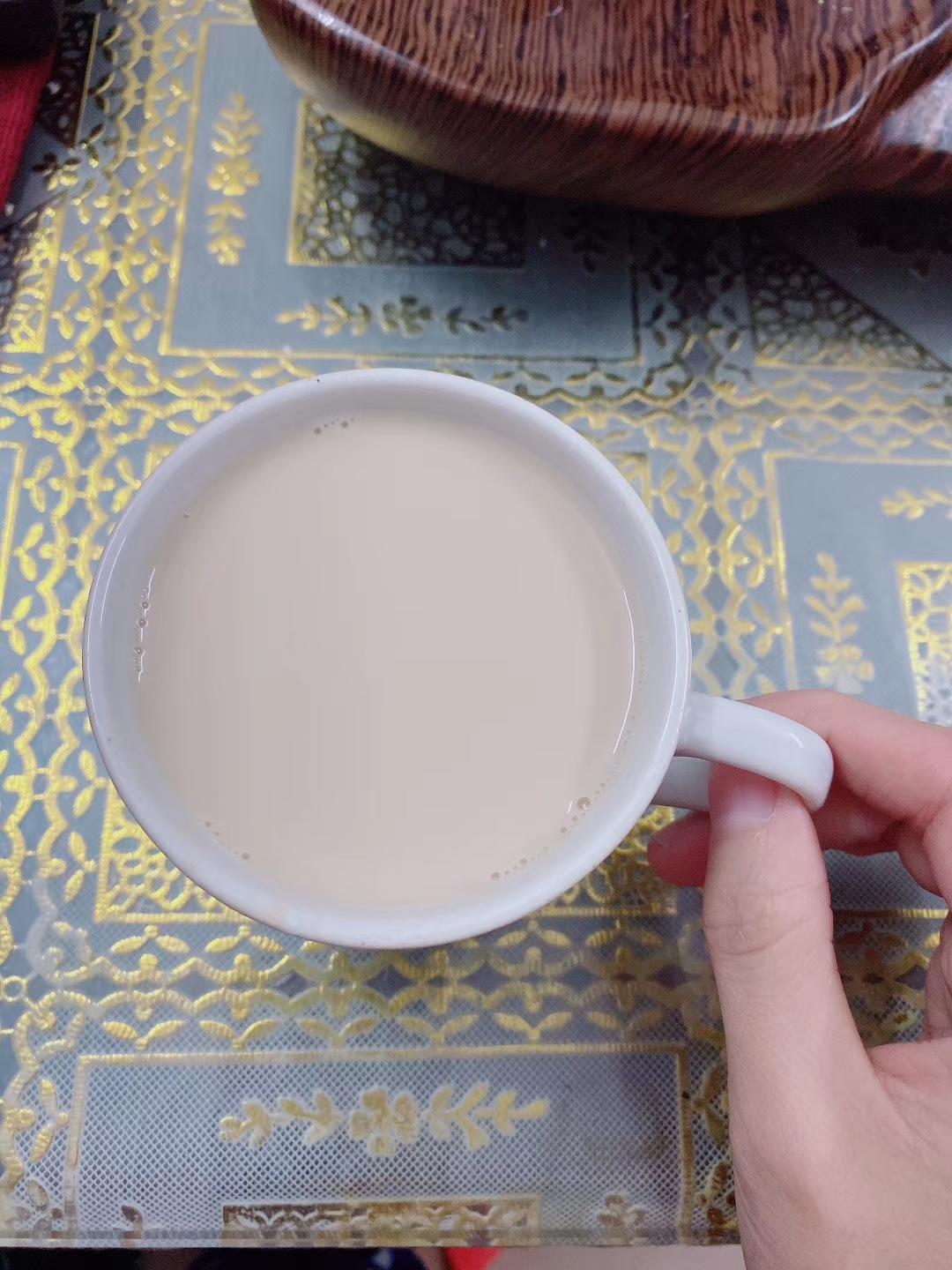 超级简单的自制奶茶