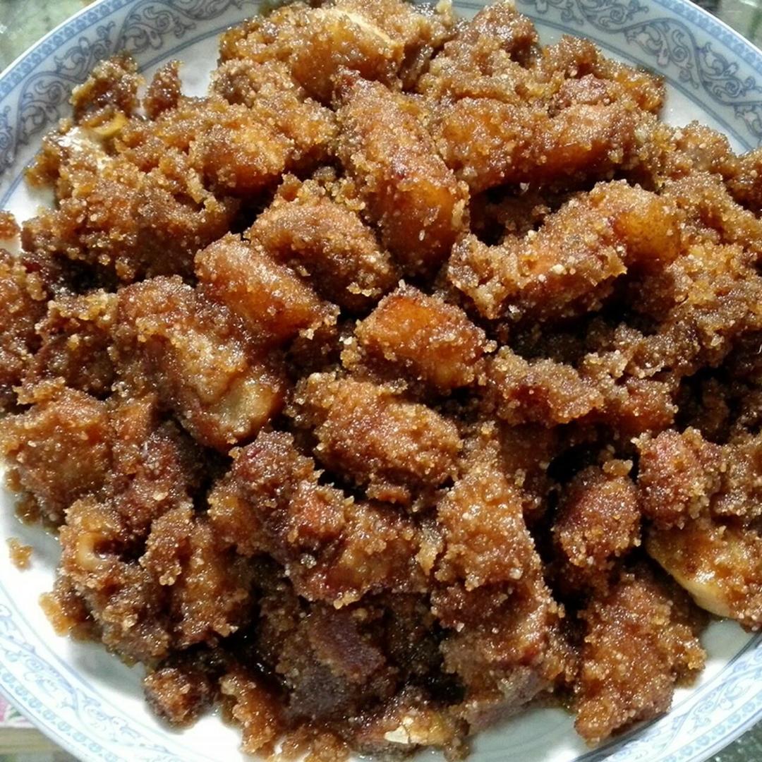 粉蒸肉（红烧过在拌粉蒸）