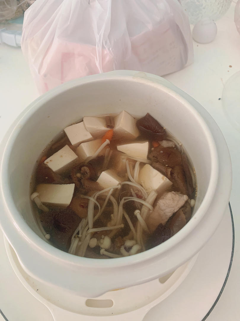 茶树菇健脾汤（2-3人份）