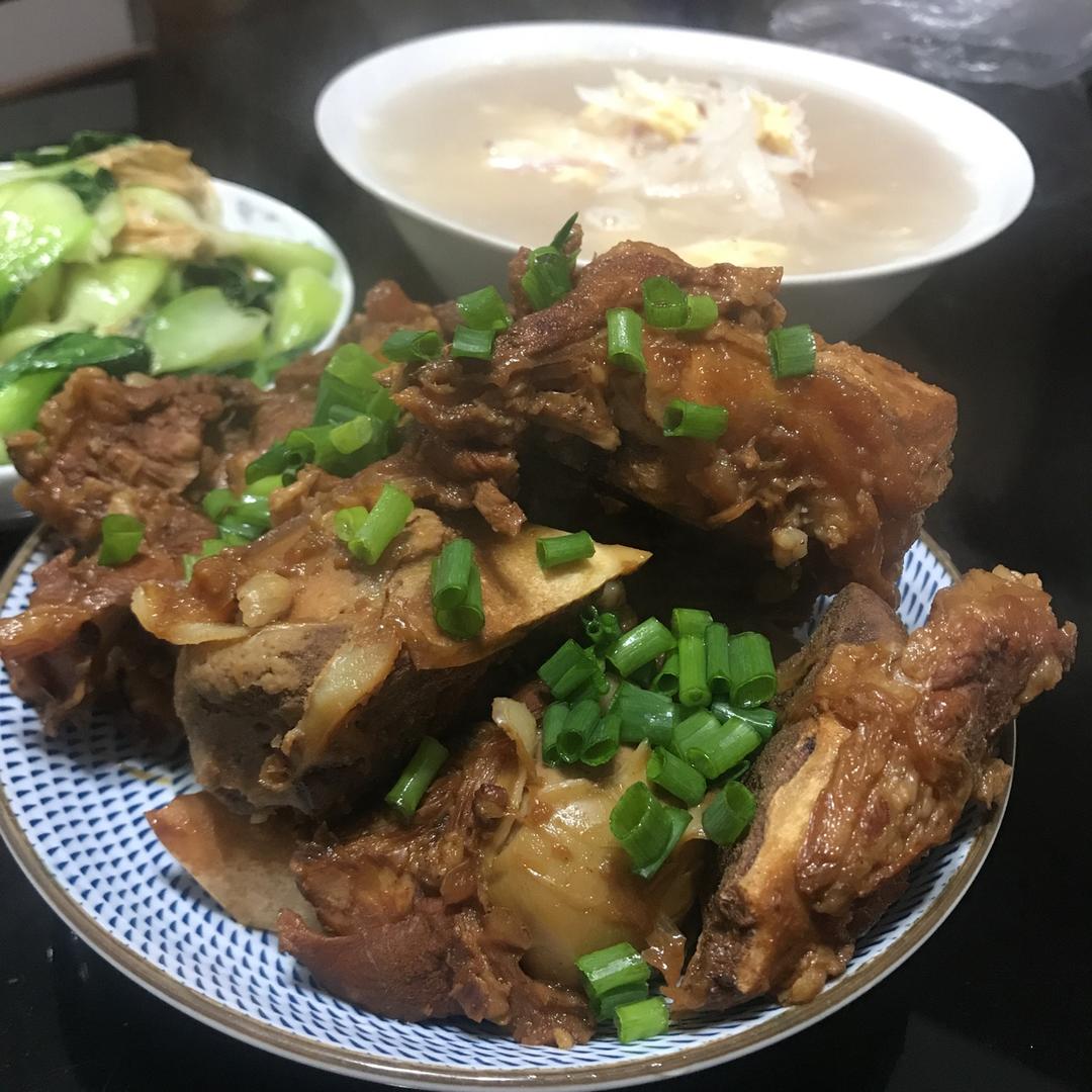 堂妈小厨——酱大棒骨