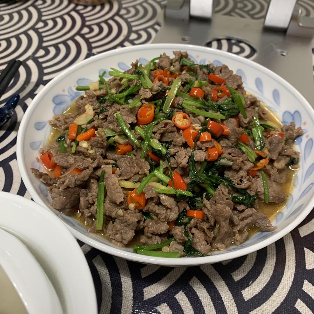 小炒牛肉（小白也可以做的超好吃！！）