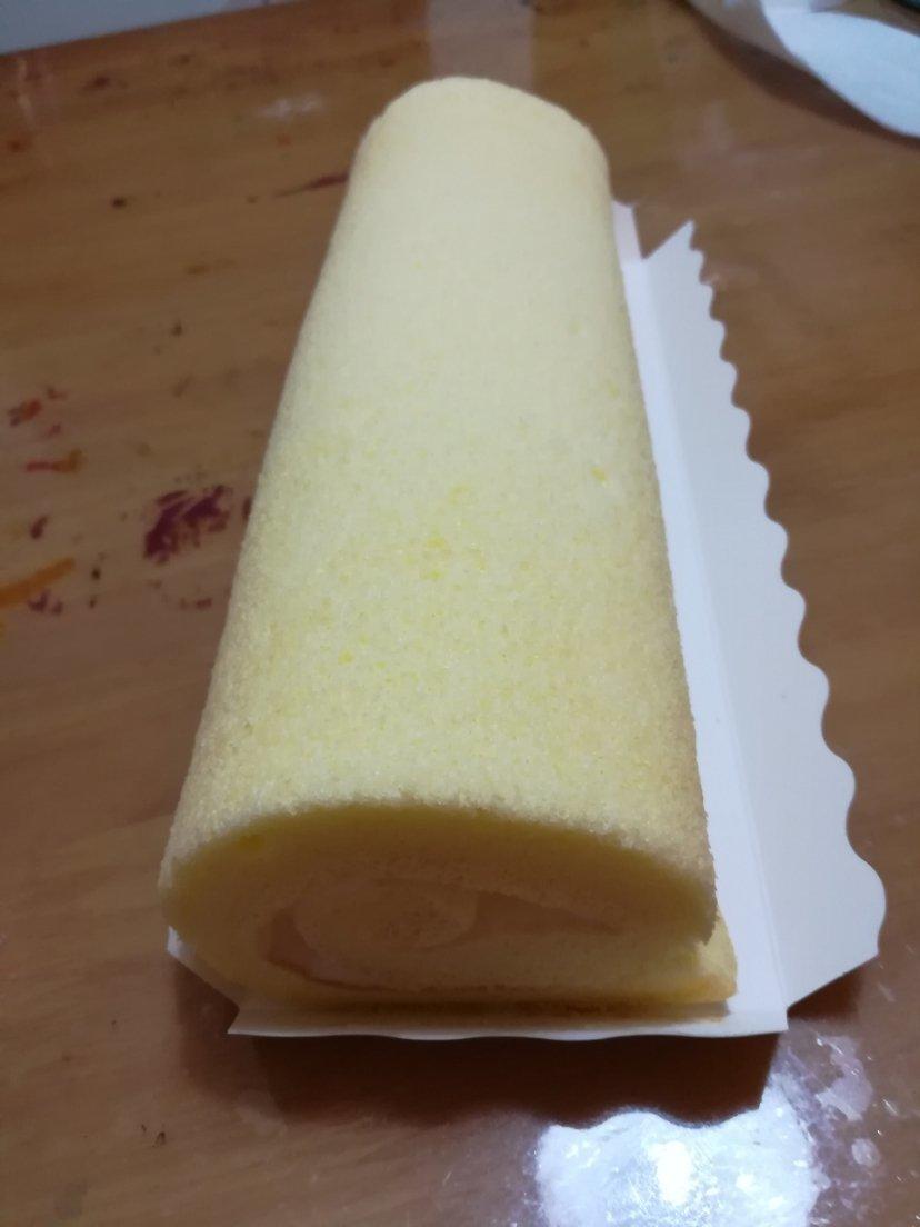 《Tinrry下午茶》教你做基础原味蛋糕卷