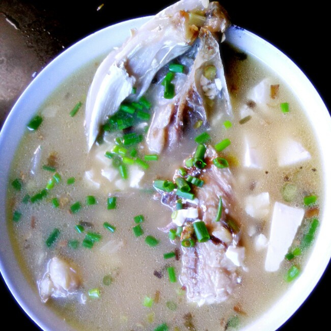 豆腐鱼头汤