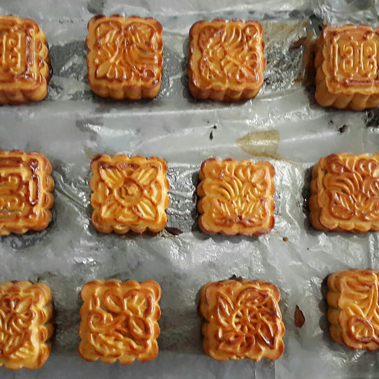 广式豆沙月饼
