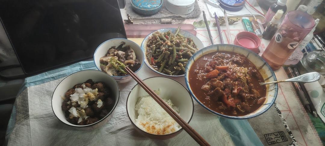 牛肉炖西红柿