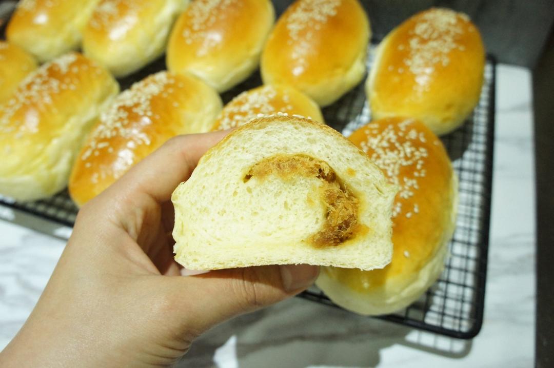 肉松沙拉酱面包（65度汤种）