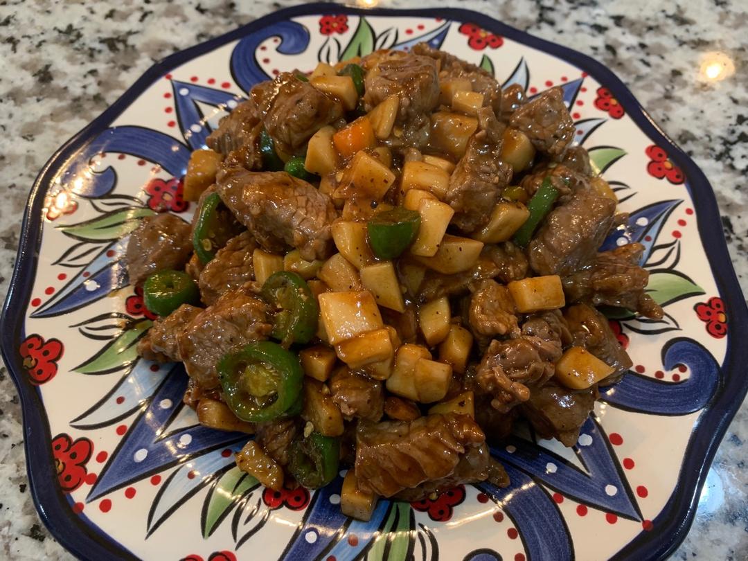 黑椒配牛肉这么好吃，当然是天生一对！——黑椒牛肉粒