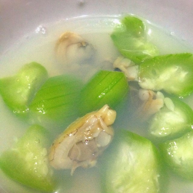 丝瓜花蛤汤