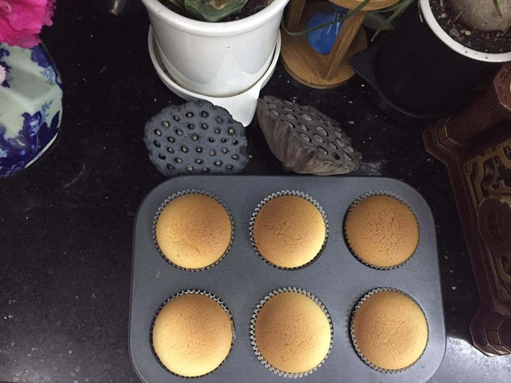 炼乳纸杯蛋糕