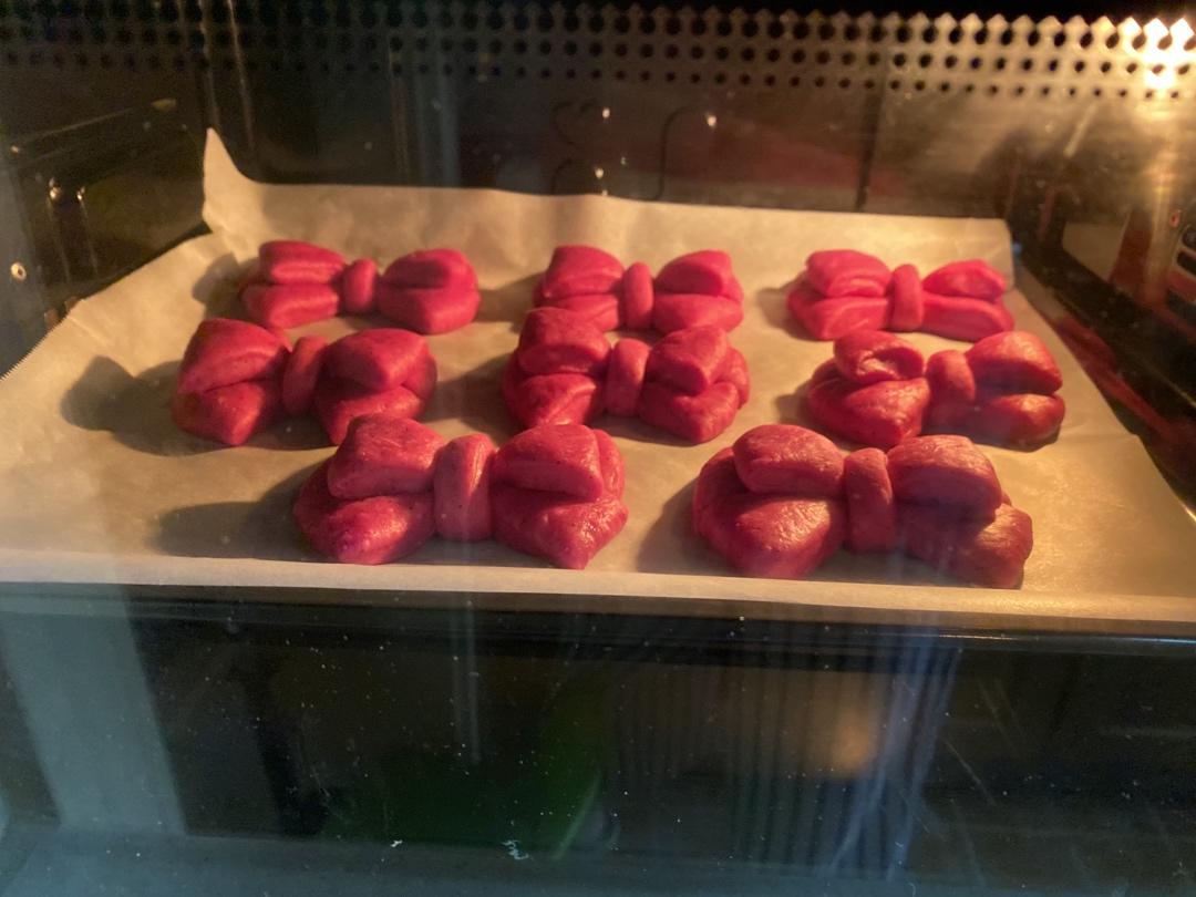 火龙果蝴蝶结面包（一次发酵）