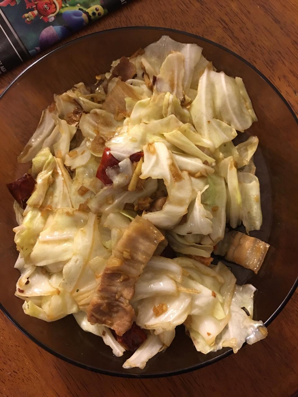 阿婆手撕包菜